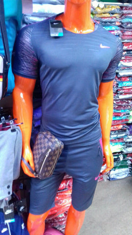 MAILLOT ET SHORT D'ENTRAÎNEMENT NIKE